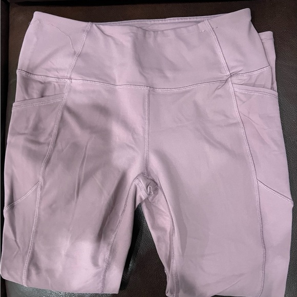 Set of 6 leggings! Some NWT! Reebok and Under Armour! 🇺🇸 are very cute! - Picture 3 of 14